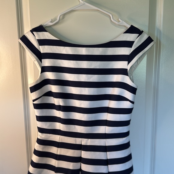 Kate Spade Blue Hyacinth Stripe Cap Sleeve Mariella Dress Size 2 - Picture 8 of 11